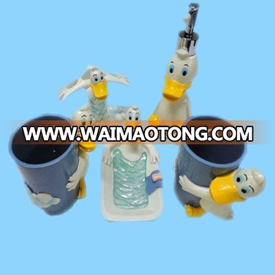 Donald Duck Kids Bathroom Accessory Set